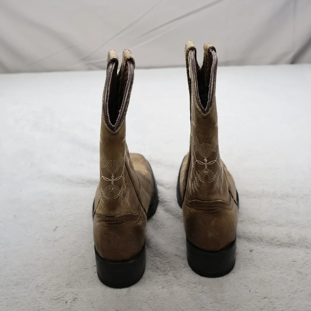 Soto Boots few blemish
